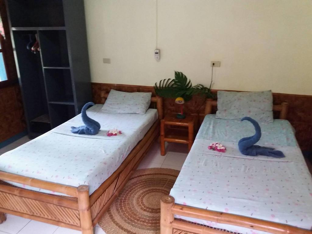 Kalipayan Beach Resort & Atlantis Dive Center 邦劳 外观 照片