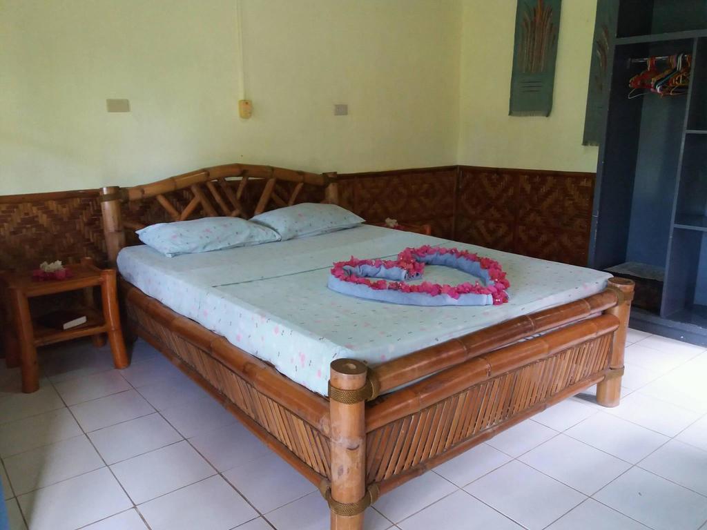 Kalipayan Beach Resort & Atlantis Dive Center 邦劳 外观 照片