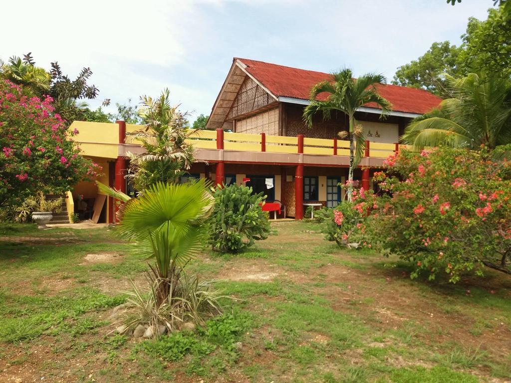 Kalipayan Beach Resort & Atlantis Dive Center 邦劳 外观 照片