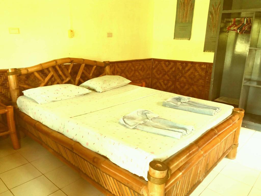 Kalipayan Beach Resort & Atlantis Dive Center 邦劳 外观 照片