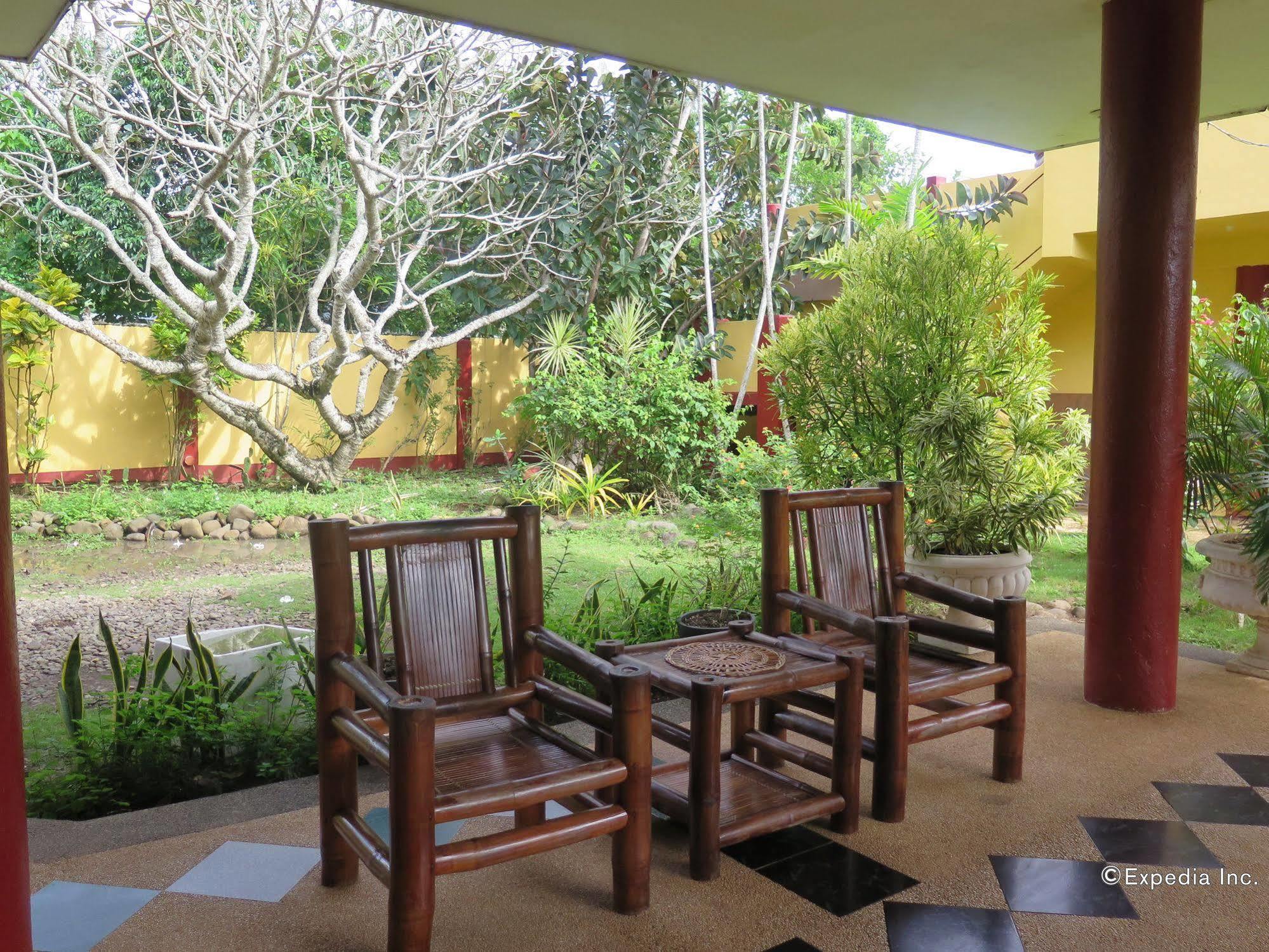 Kalipayan Beach Resort & Atlantis Dive Center 邦劳 外观 照片