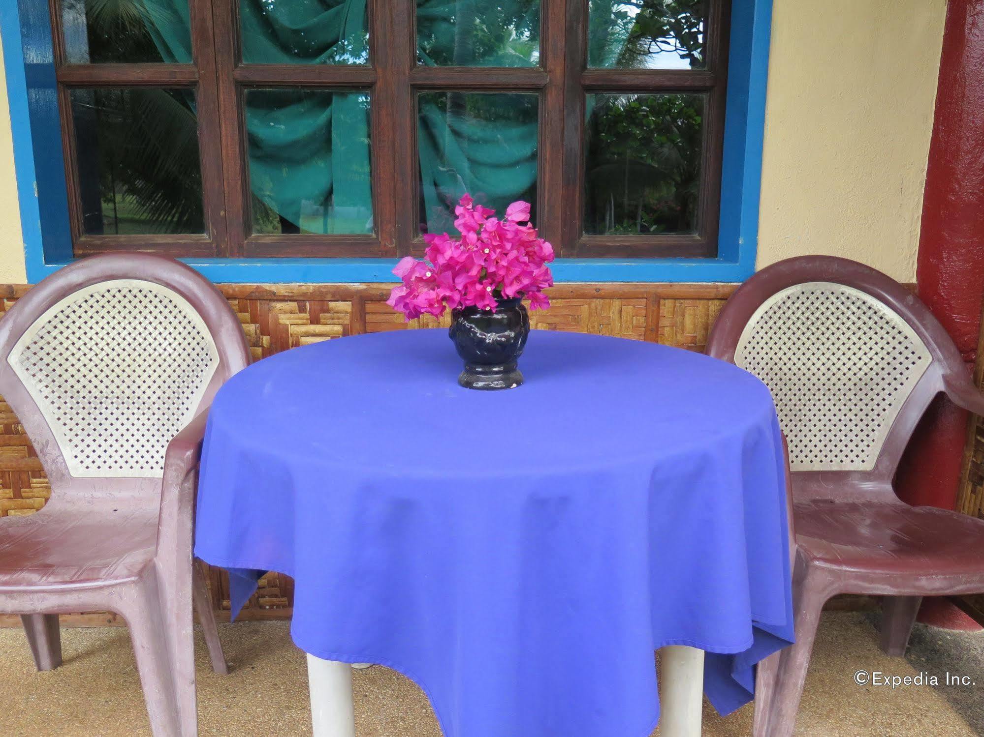 Kalipayan Beach Resort & Atlantis Dive Center 邦劳 外观 照片